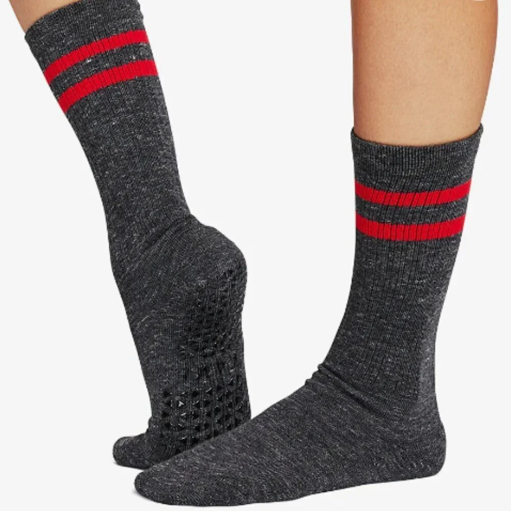 Tavi Kai Grip Socks 2 Pack Grey and Red White NWT Crew Stripe Non-Slip Medium